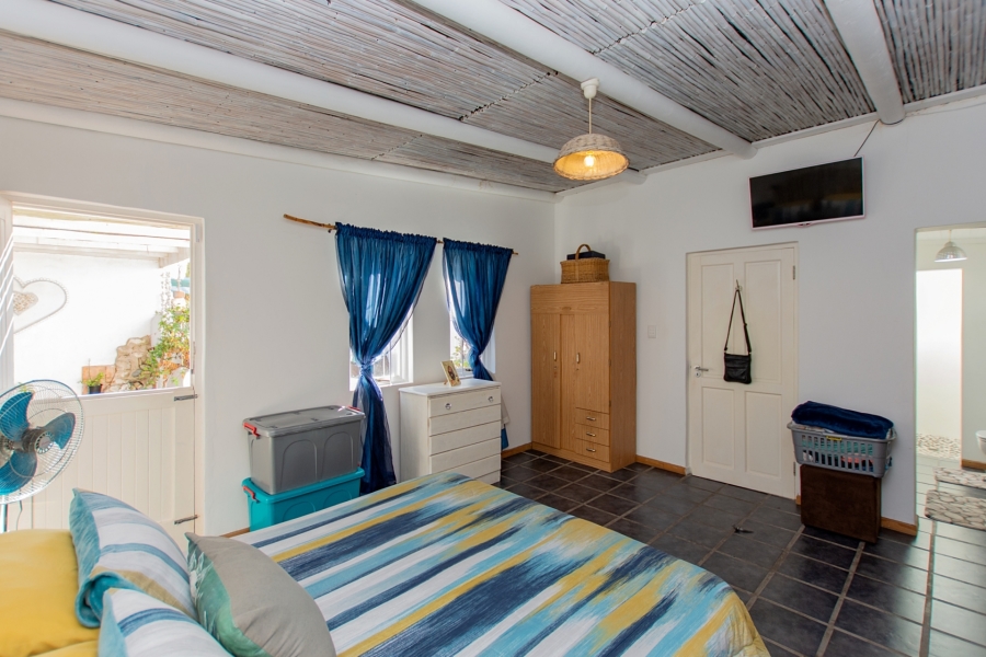 To Let 2 Bedroom Property for Rent in Velddrif Western Cape